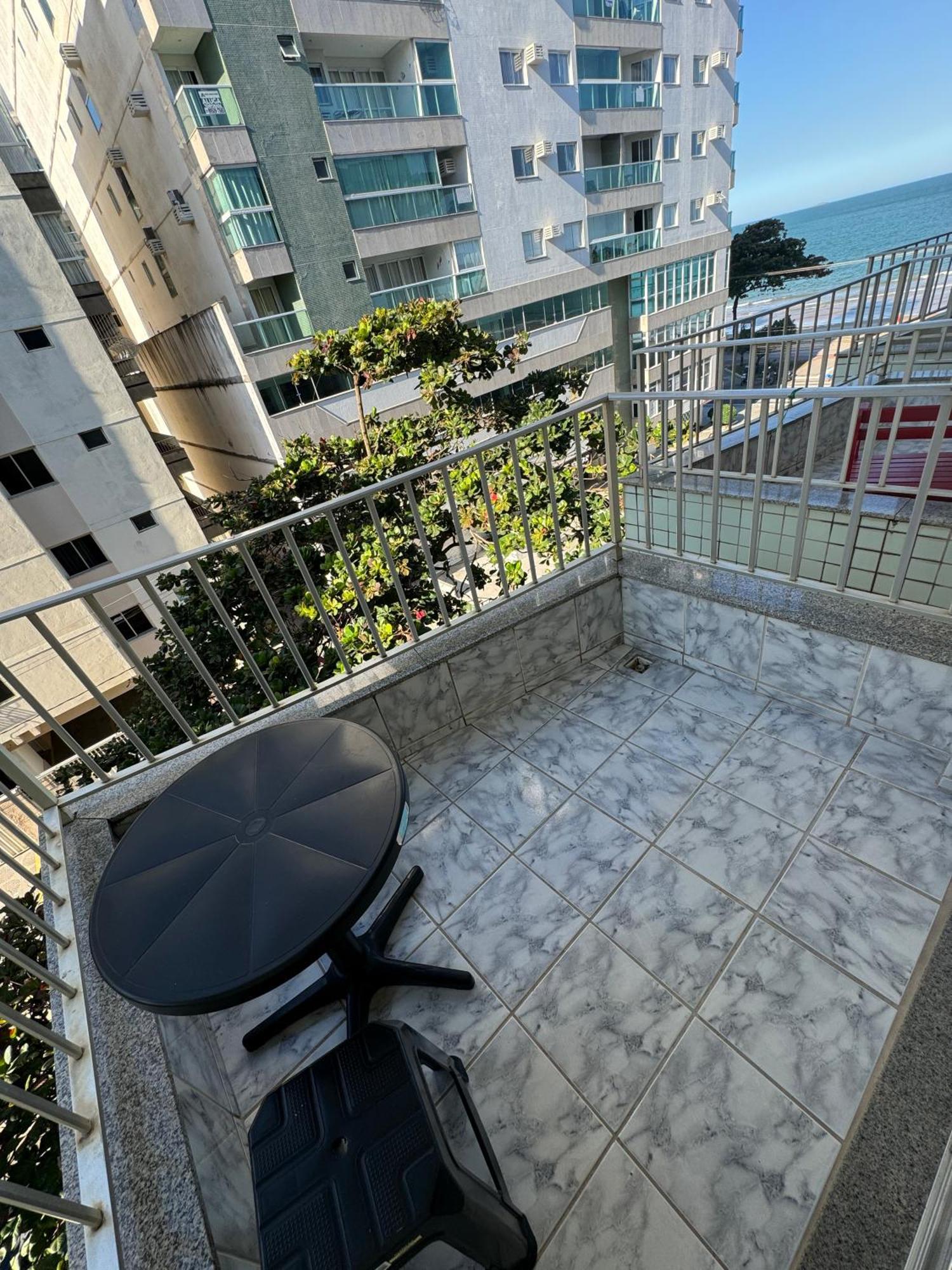 Apartamento Vista Mar 209 - 2 Quartos - Praia Do Morro - Predio Frente Mar - Varanda Com Vista Mar - Elevador - Atravessou A Avenida, Ja Esta Na Praia - Com Garagem - Internet Guarapari Exterior foto